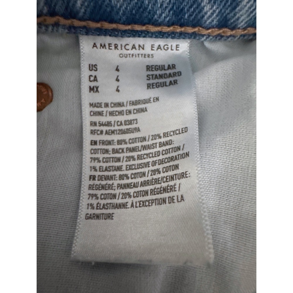 American Eagle Stovepipe Distressed Straight Leg Light Wash Blue Size 4 Jeans - Picture 7 of 7